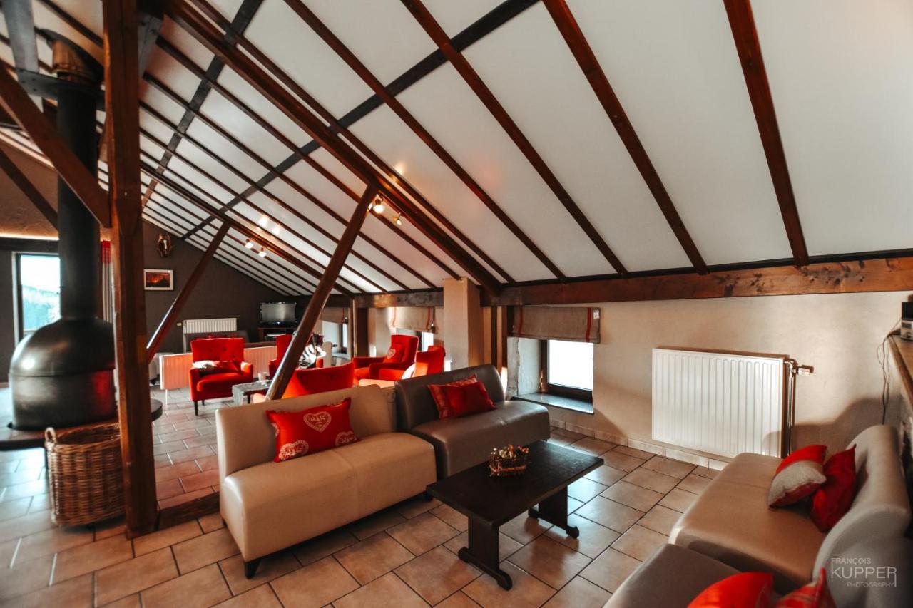 Le Vieux Sanglier - 41 Pers - Malmedy Villa Buitenkant foto